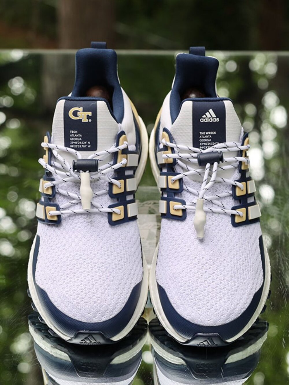 Adidas UltraBoost 1.0 Georgia Tech - Picture 9 of 14